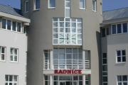 Uhříněves, radnice